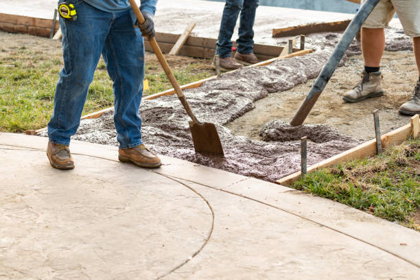 Best Custom Concrete Contractor  in Magnolia, TX